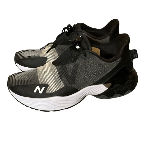 New Balance FuelCell rebel TR Black/White running shoes 8.5 Womens Lightweight - Picture 1 of 9